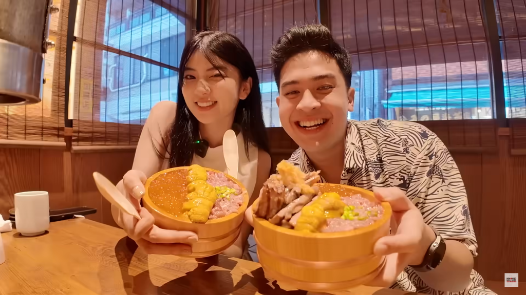 Keseruan Hitomi dan Jerome Mencoba Rice Bowl Seafood di Tsukiji